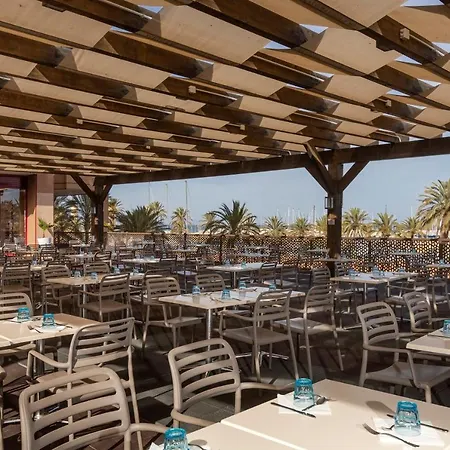Hotel Palmeras
