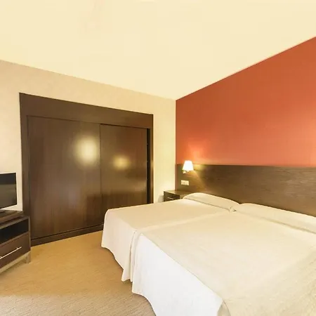 Palmeras Affiliated By Fergus Otel Fuengirola
