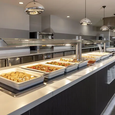 Palmeras Affiliated By Fergus Hotel 4*