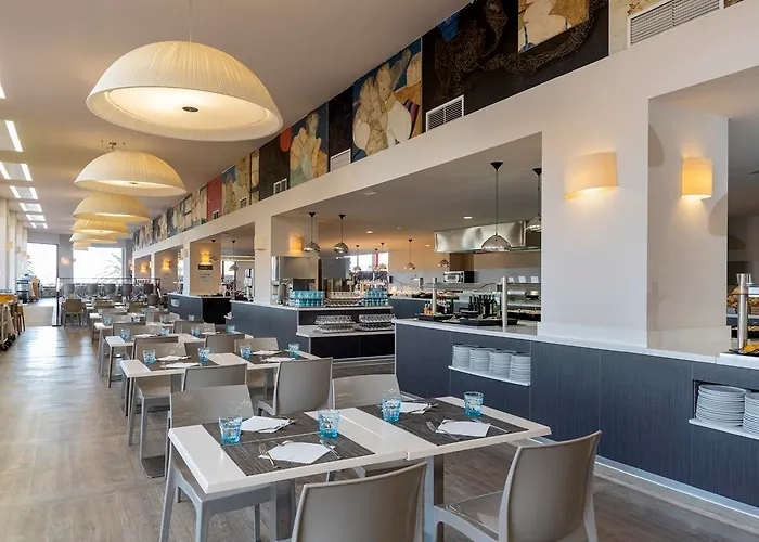 Hotel Palmeras Affiliated By Fergus