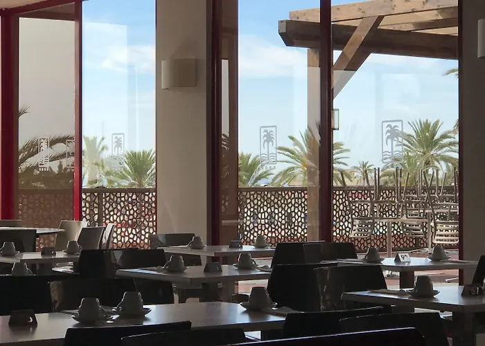 Palmeras Affiliated By Fergus 4*