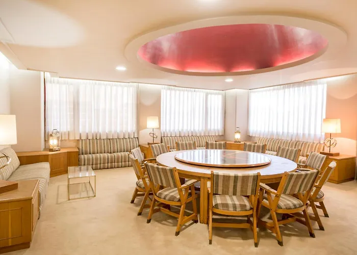 Palmeras Affiliated By Fergus Hotel