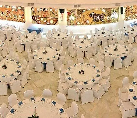 Szálloda Palmeras Affiliated By Fergus Fuengirola