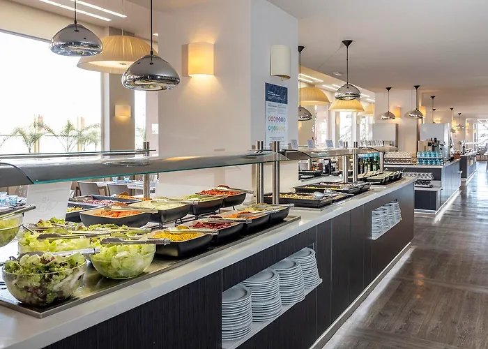 Palmeras Affiliated By Fergus Hotel 4*