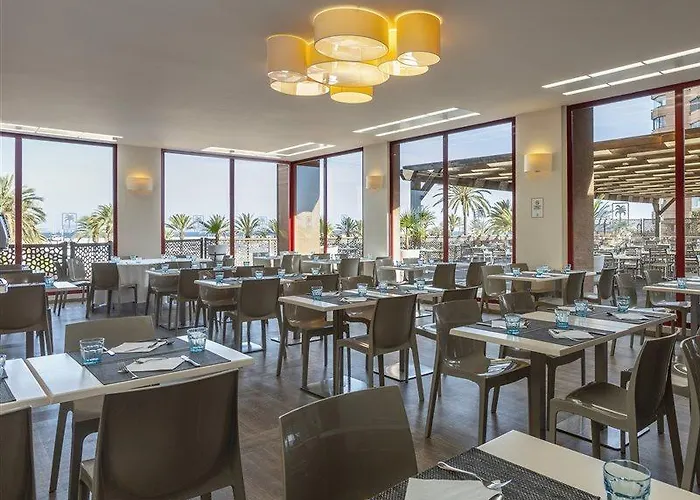 Hotel Palmeras Affiliated By Fergus 4*