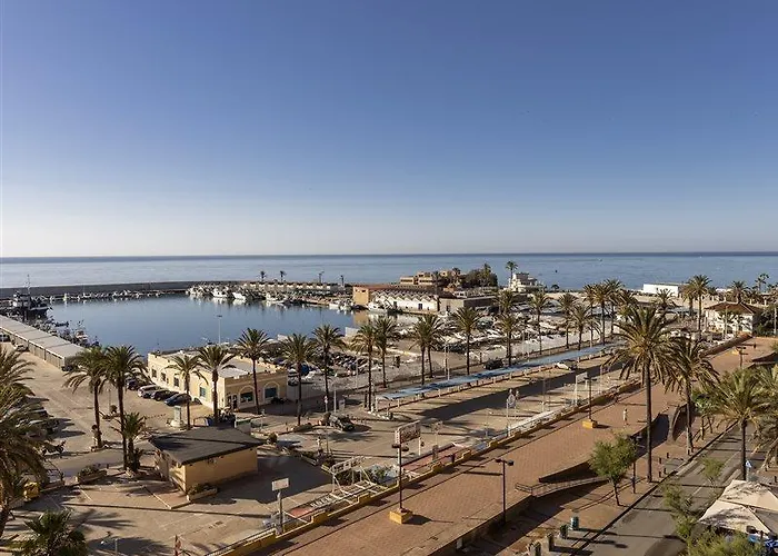 Hotel Palmeras Affiliated By Fergus 4*