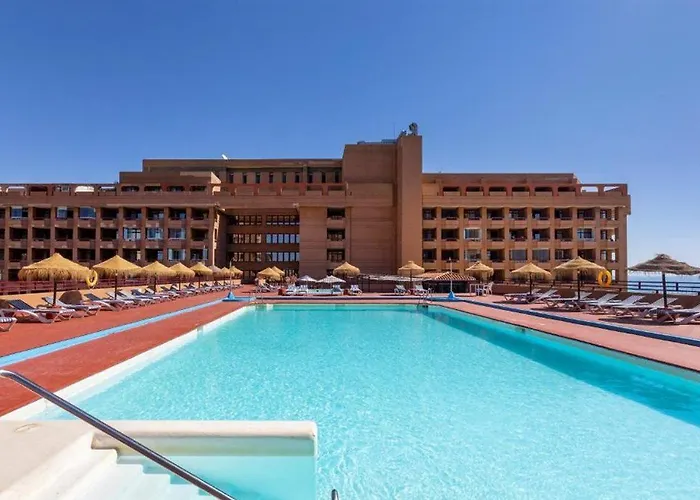 Palmeras Affiliated By Fergus Hotel