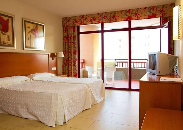 Hotel Palmeras Affiliated By Fergus Fuengirola