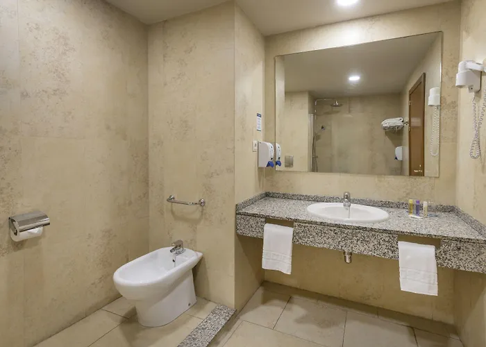 Palmeras Affiliated By Fergus 4* Fuengirola