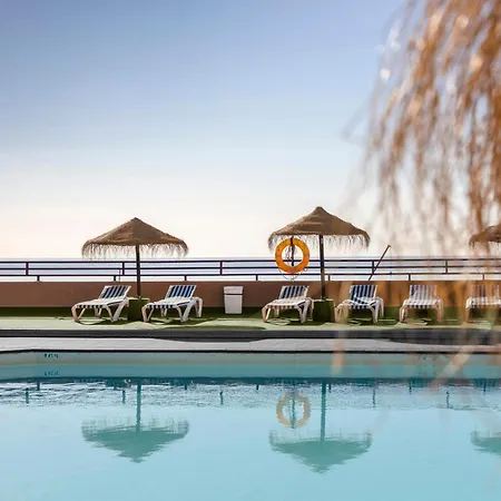 Hotel Palmeras Affiliated By Fergus 4*